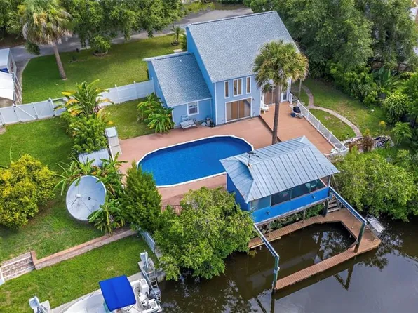 428 Klosterman Rd W, Palm Harbor, FL 34683