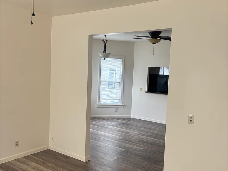 11 N Genesee St #1 — Photo 7