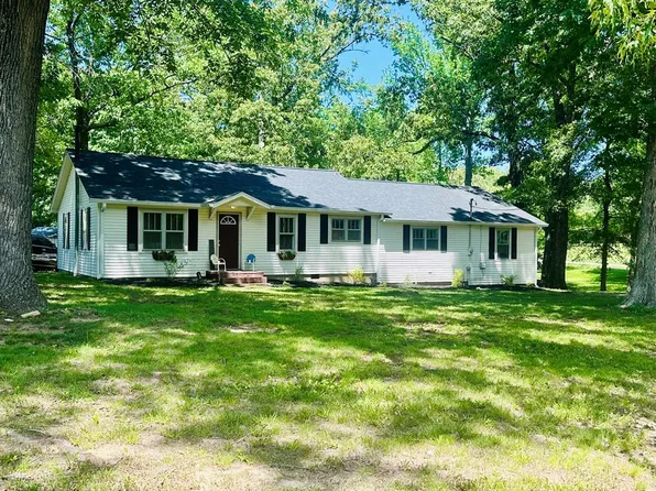 645 Old Union Rd, Paris, TN 38242