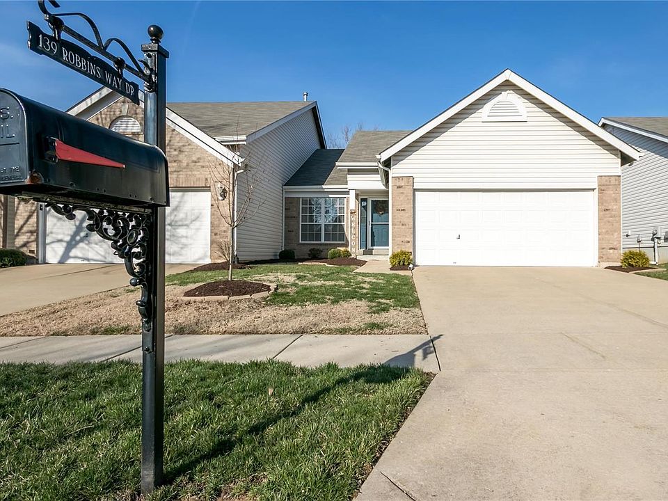 1st image of 139 Robbins Way Dr