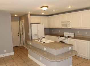 272 Dog Leg Dr, Las Vegas, NV 89148