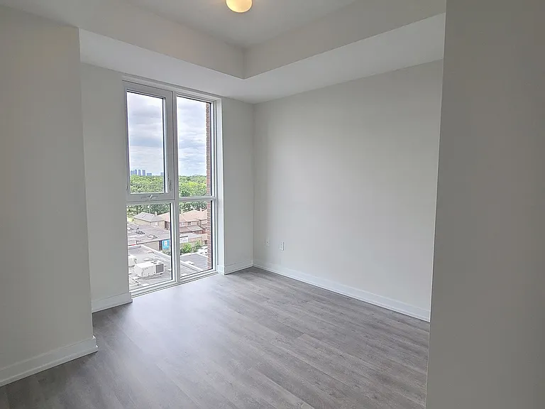 2300 Saint Clair Ave W #804 — Photo 10
