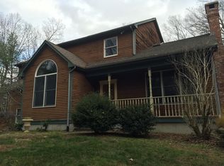16 Whalen Dr, North Attleboro, MA 02760