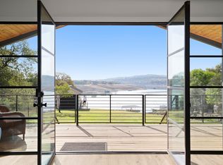 1405 Cat Hollow Club Dr, Spicewood, TX 78669