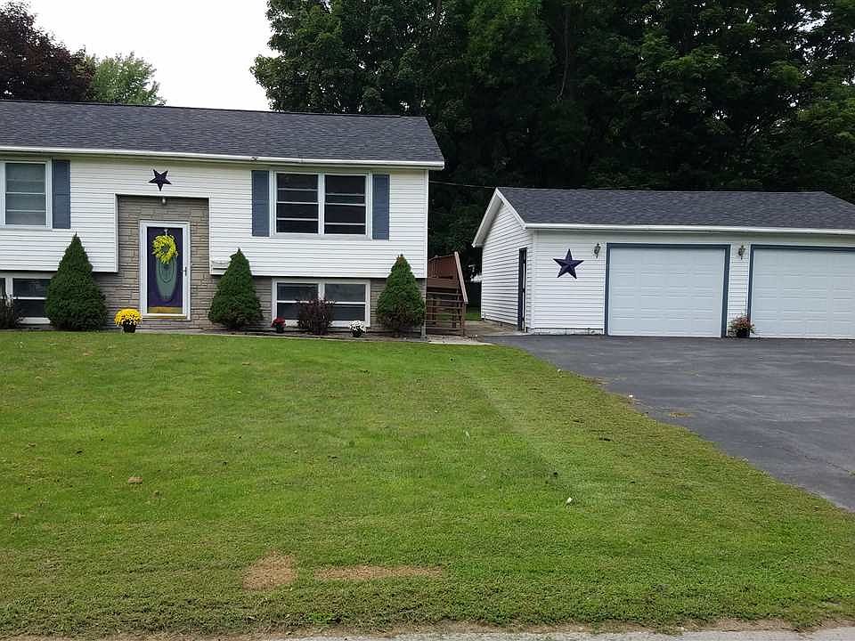 1st image of 19 Hammond Dr