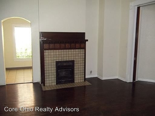 4th image of 4000 Farber Ct