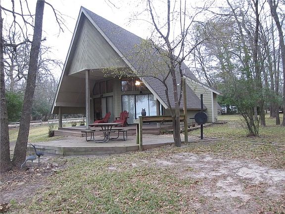 2nd image of 20414 E Lakeshore Dr