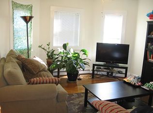 33 Jay St #1, Somerville, MA 02144