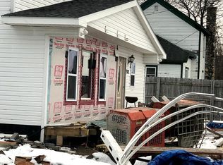 312 South St, Cheboygan, MI 49721