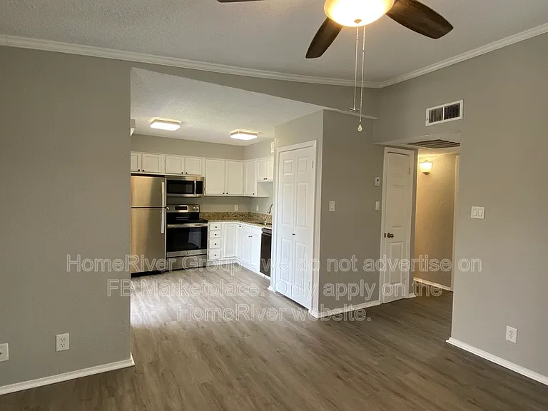 4748 Old Bent Tree Ln #302 — Photo 6