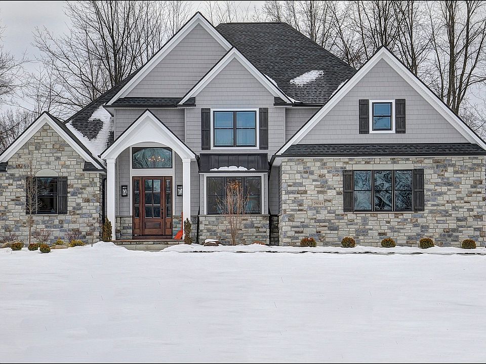 1st image of 29315 Graystone Dr