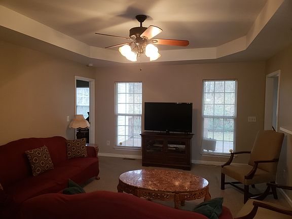 2nd image of 905 Amqui Ct