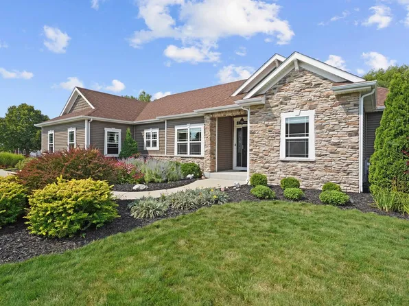 8942 106th AVENUE, Pleasant Prairie, WI 53158