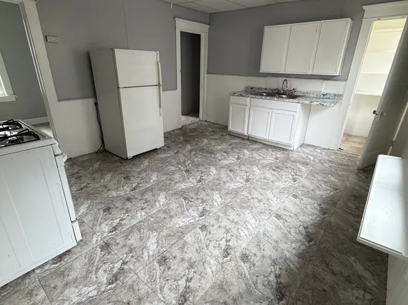 65 Pulaski St #1 & 2, Buffalo, NY 14206