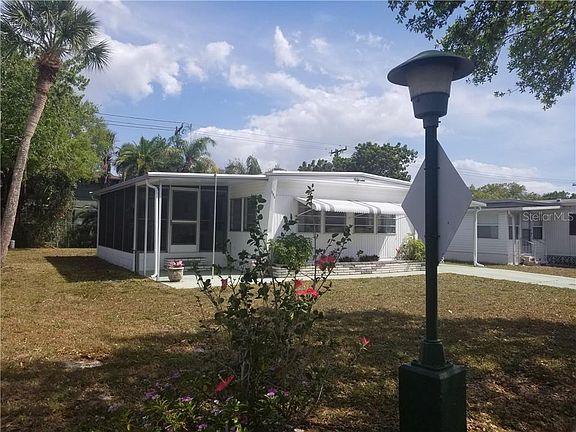 3rd image of 113 Oakwood Blvd #Z-7