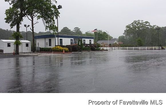 2nd image of 2718 Murchison Rd
