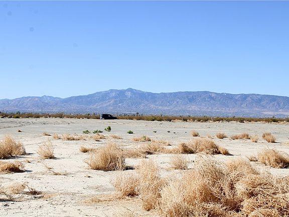 4th image of 5 Near Sheep Creek Rd