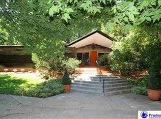 2624 S 95th Cir, Omaha, NE 68124