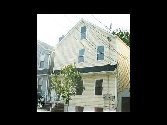 2nd image of 10 Schalk St