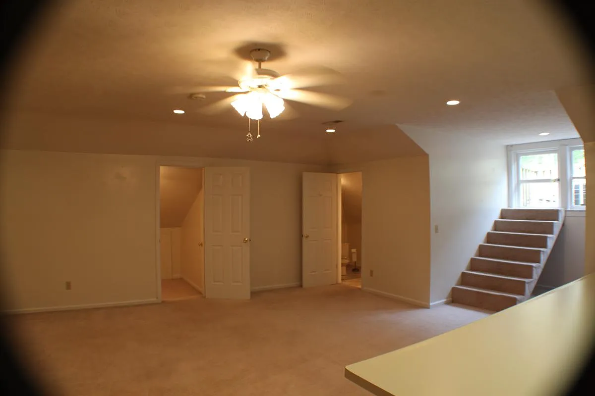 2 bed, 600 sqft, $850 — Photo 3
