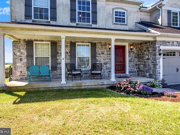 3rd image of 2525 Admire Springs Dr