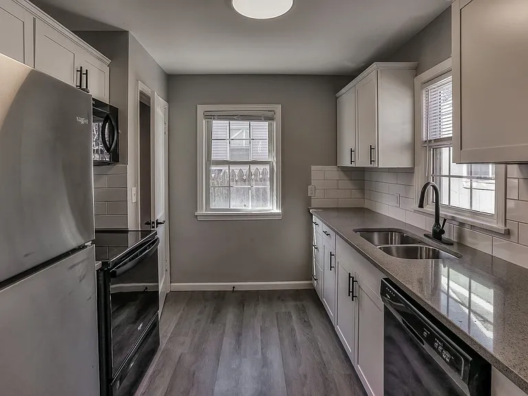 5116 Poppleton Ave — Photo 8