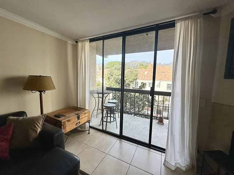 Living Room2