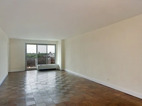 110-11 Queens Boulevard image 1 of 5