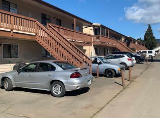 97993 Lively Ln APT 2, Brookings, OR 97415