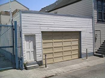 3rd image of 13 Lucky St