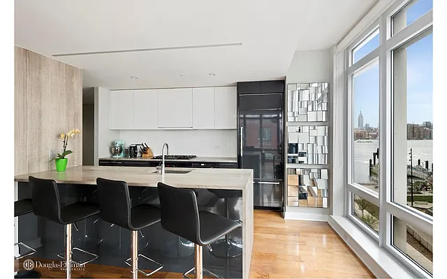 Rented by Douglas Elliman | media 14