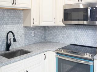 5 White Gate Dr APT K, Wappingers Falls, NY 12590