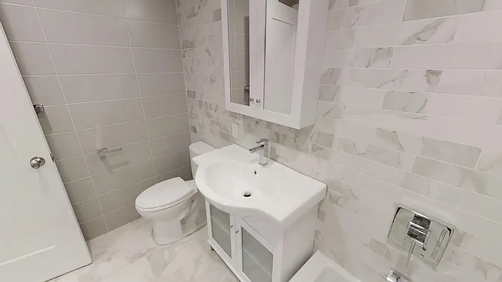 Rented by Marquis Real Estate Services | media 18