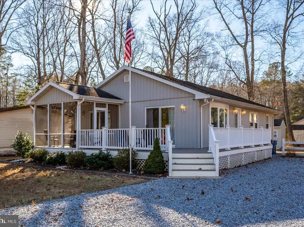 7 Starboard Ct, Ocean Pines, MD 21811