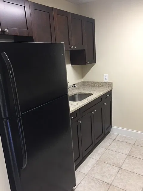 1 bed, 1.0 bath, 1000 sqft, $1,695 — Photo 2
