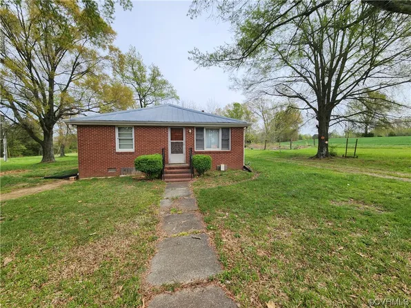 3723 Highway Forty Seven, Chase City, VA 23924