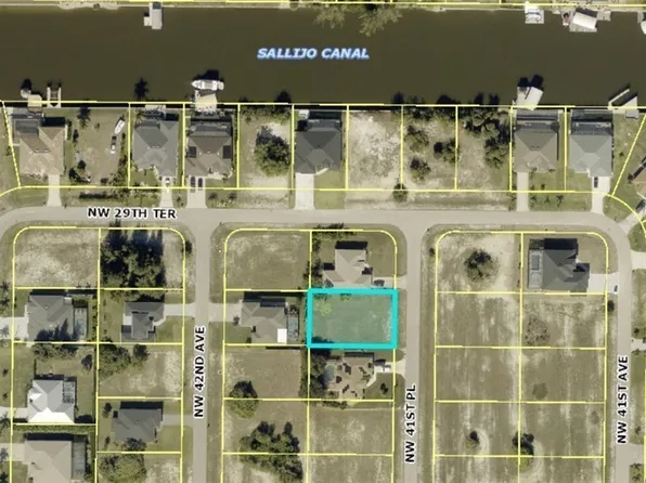 2826 NW 41st Pl, Cape Coral, FL 33993