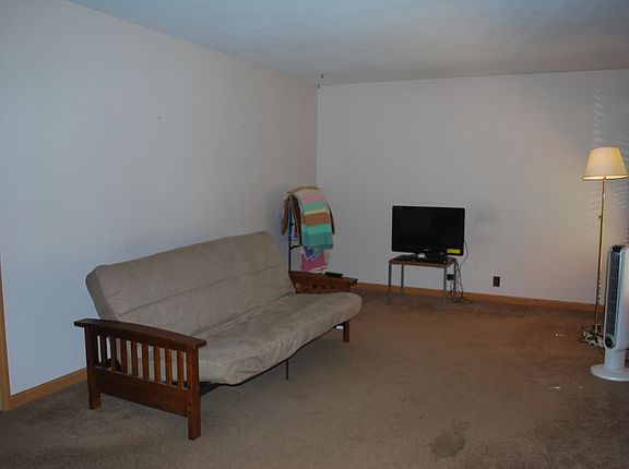 5th image of 825 Rowlett Ave