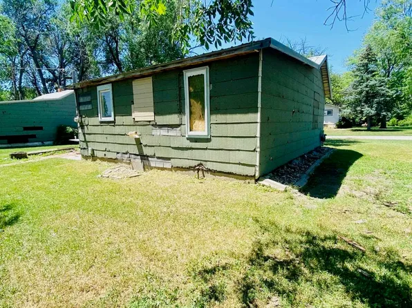 1904 Olive Ln, Rapid City, SD 57703