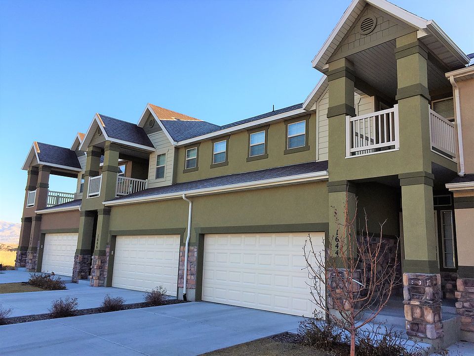 1st image of 1644 N Venetian Way