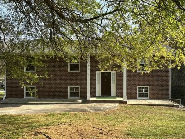 3602 Cainview Dr, Lawrenceville, GA 30044