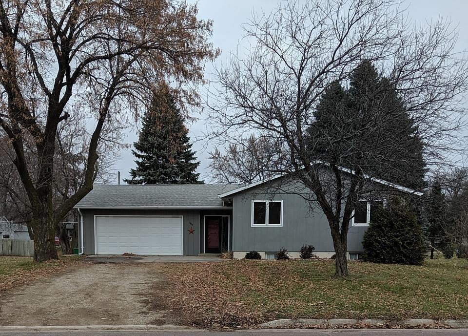 1st image of 1415 4th Ave