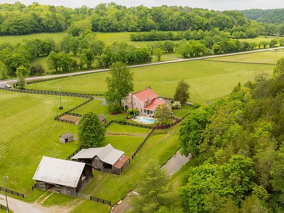 5th image of 5620 Leipers Creek Rd