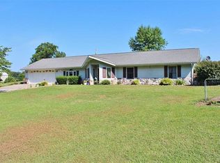 100 Lakewood Dr, Frohna, MO 63748