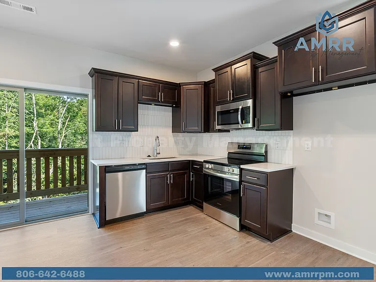 13 Carrick Dr — Photo 12