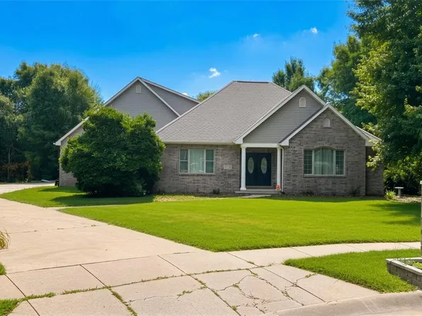 8536 Armsleigh Pl, O Fallon, IL 62269