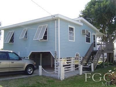 4th image of 401 Harbor Ct