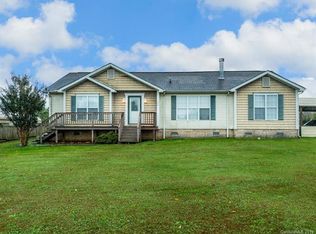 275 Lamonda Dr, Hendersonville, NC 28792