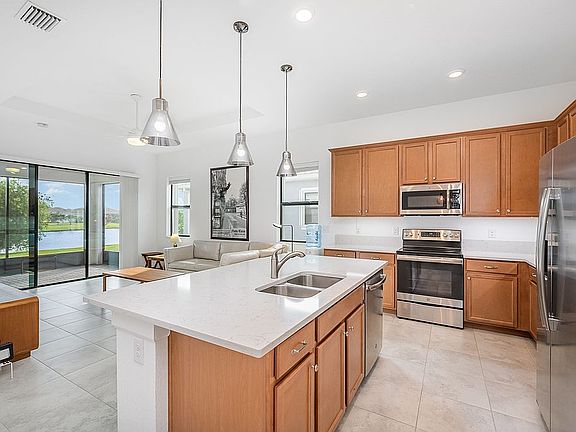 5th image of 2411 Treasure Cay Ln