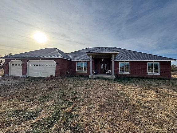 2nd image of 20189 Irving Rd